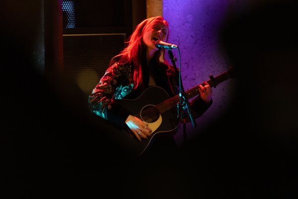 Fullt hús á stórfenglegum tónleikum Elínar Hall