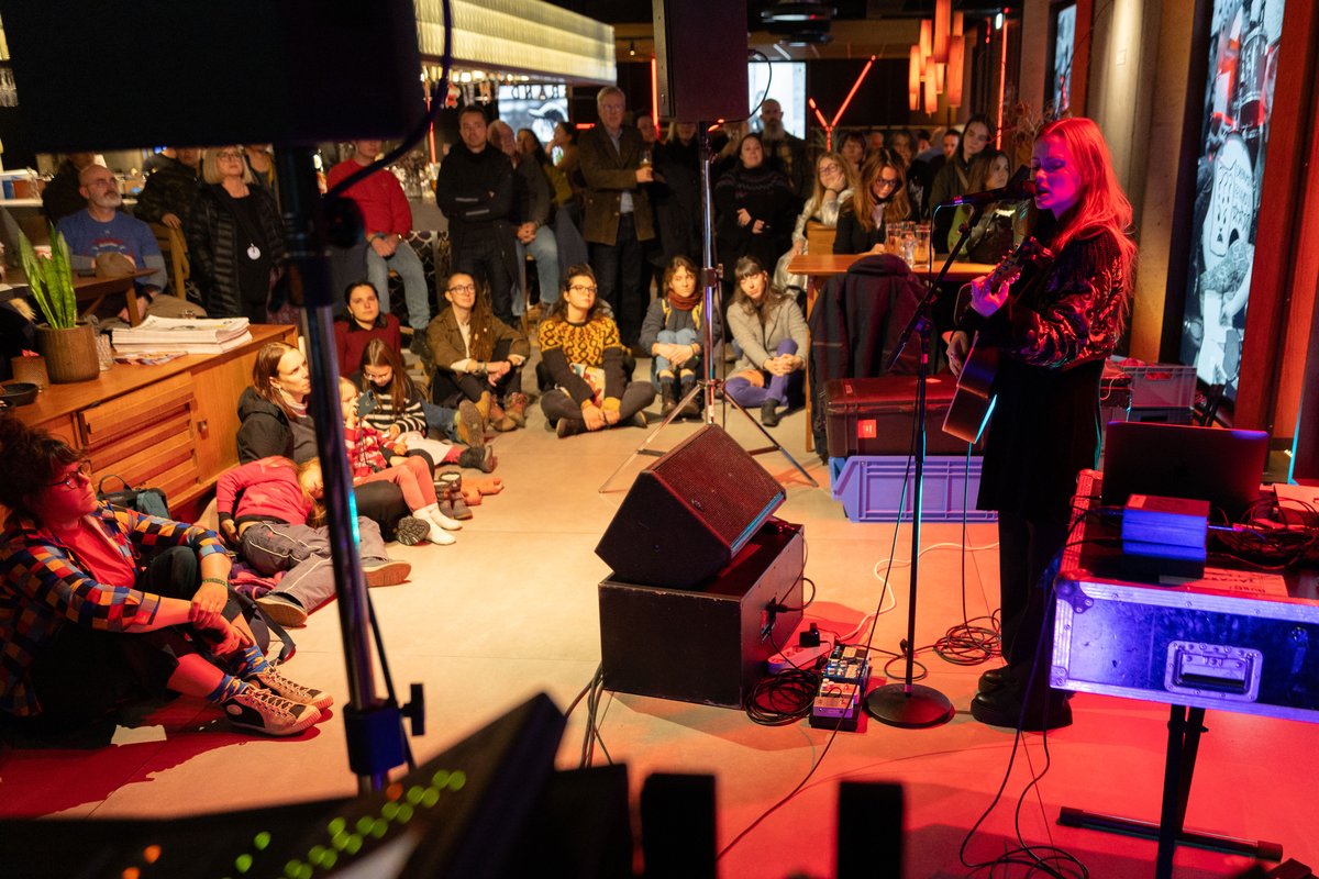 Elín Hall Iceland Airwaves