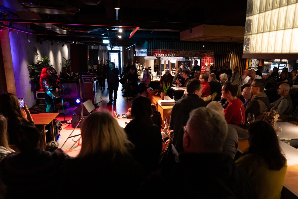 Elín Hall Iceland Airwaves