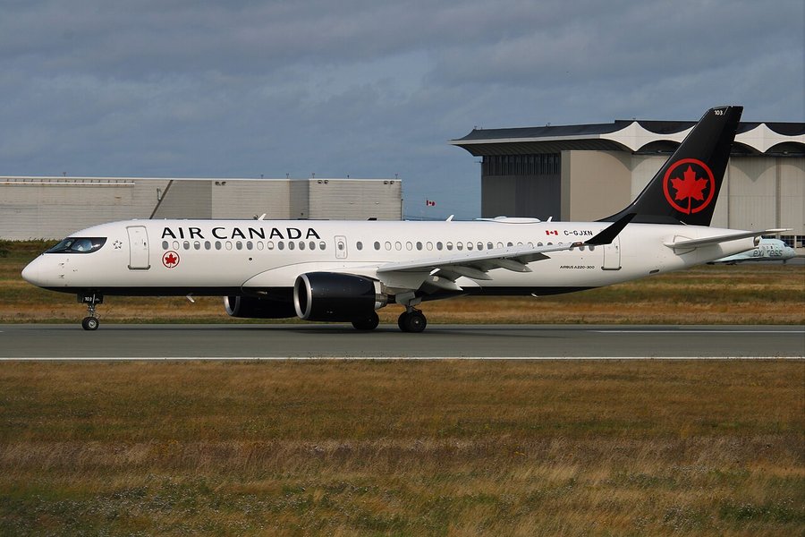 Flugstjóri fékk flogakast í miðju flugi