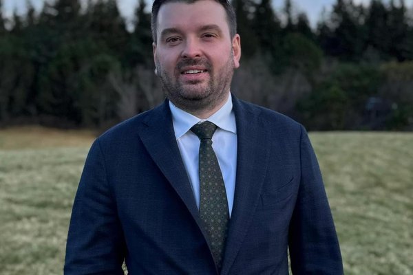 Ásmundur Einar Daðason þingmaður og ráðherra - fyrrverandi