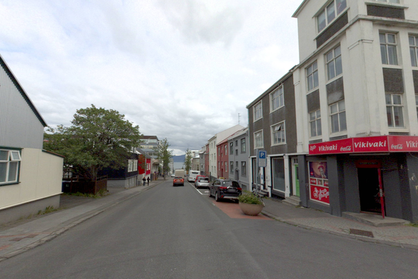 Seldu fíkniefni á Barónsstíg