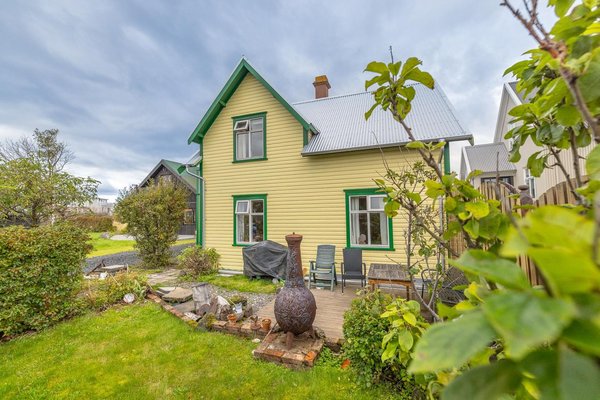 Djásn Skerjafjarðar á sölulista
