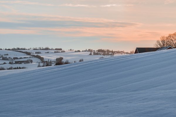 Unglingur lést við að renna sér