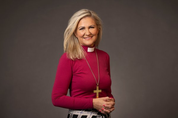 guðrún karls helgudóttir biskup