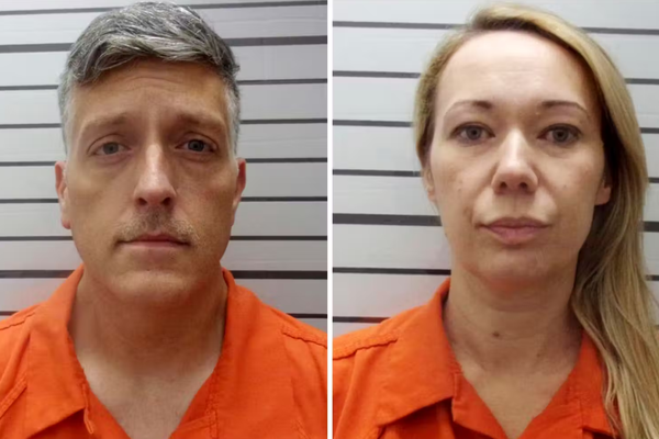 Fyrrverandi útfararstjóri dæmdur fyrir að fela hundruð líka