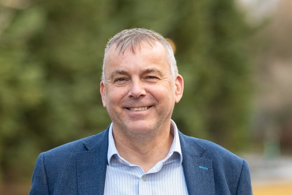 Jón Pétur Zimsen þingmaður og fyrrverandi skólastjóri