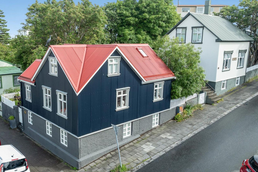 Dýr miðborgardraumur með leyndum garði til sölu