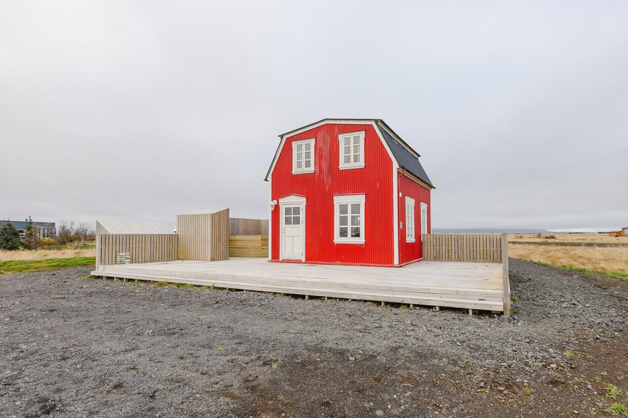 Selja pínulítið Laugavegshús á Selfossi