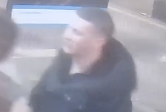 Lögreglan leitar að manni