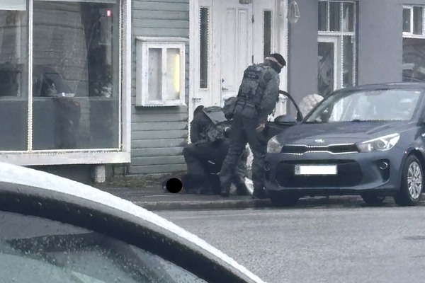 18 ára handtekinn í sérsveitaraðgerð