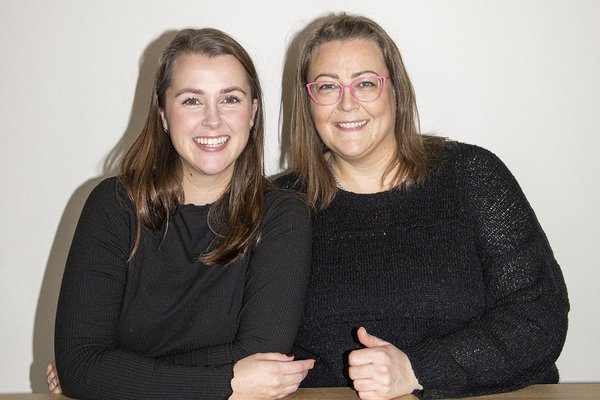 Morðcastssystur styrkja börn í Palestínu