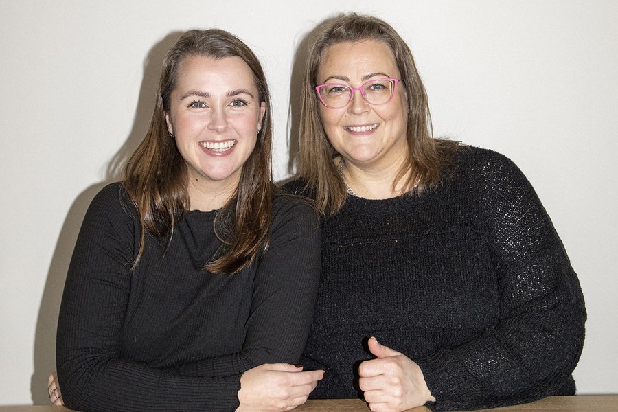 Morðcastssystur styrkja börn í Palestínu