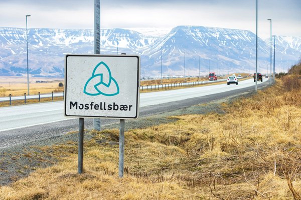 Banaslys í Mosfellsbæ