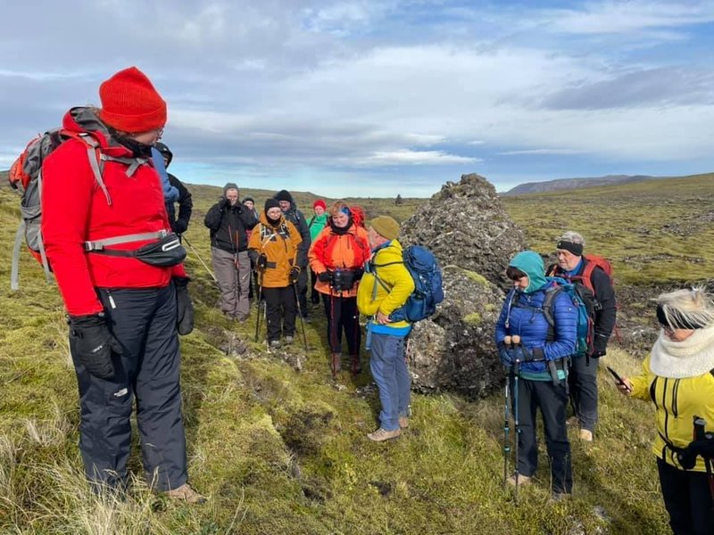 Fróðleikur og fjör á fjöllum og fellum – Mynd: Ferðafélag Íslands