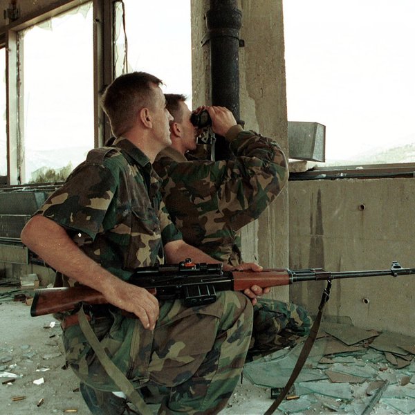 Rannsaka meint „leyniskyttusafarí“ milljarðamæringa í Bosníu á tíunda áratugnum