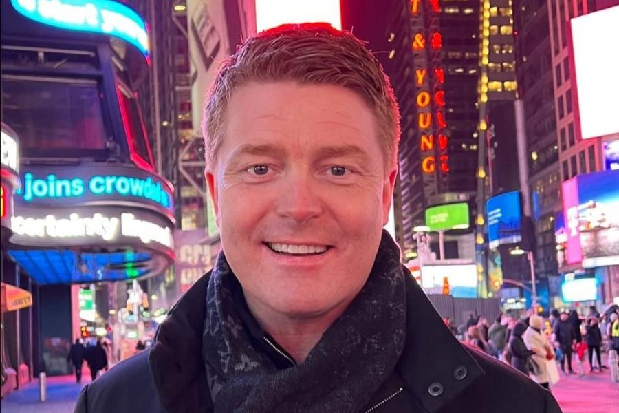 Simmi fer í meðferð