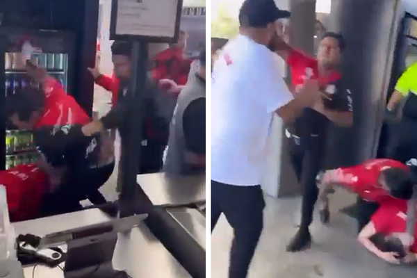 Hópslagsmál á vináttuleik