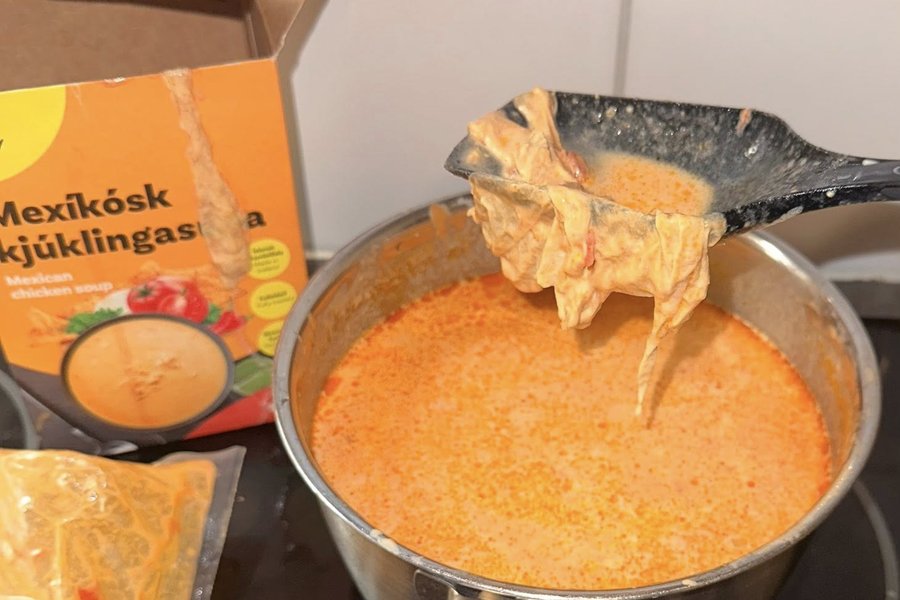 Telur sig hafa fundið klósettpappír í súpunni