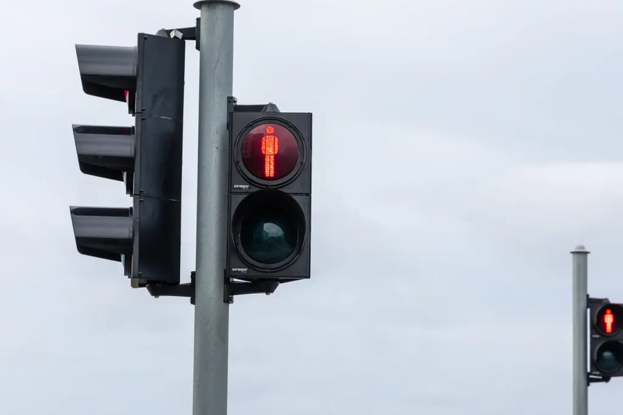 Umferð raskast við Háaleitisbraut á morgun