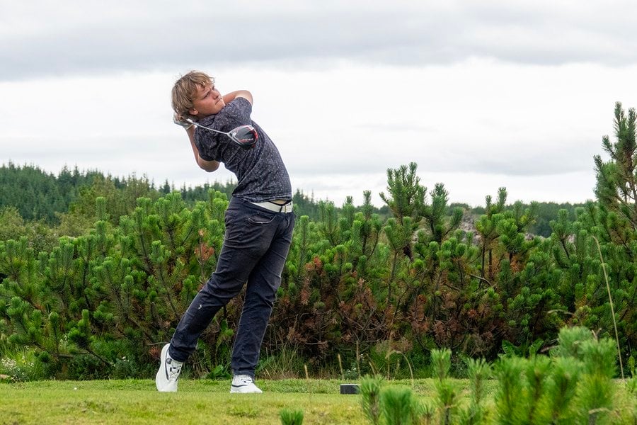 Veigar hársbreidd frá úrslitakeppni á sterkasta ungmennamóti heims í golfi