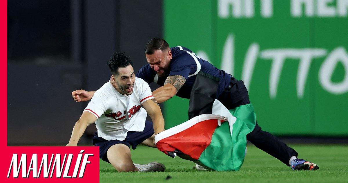 Palestínski fáninn stöðvaði stórleik í New York á 11. september