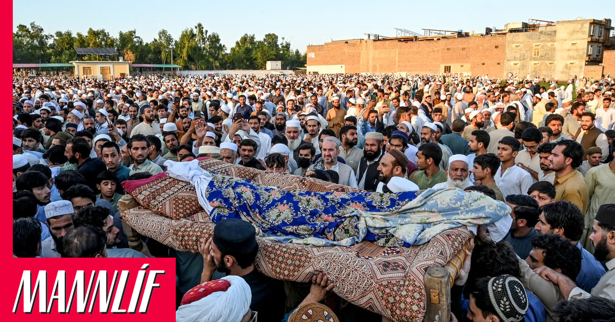 Að minnsta kosti 35 létust þegar þak grunnskóla hrundi í Pakistan