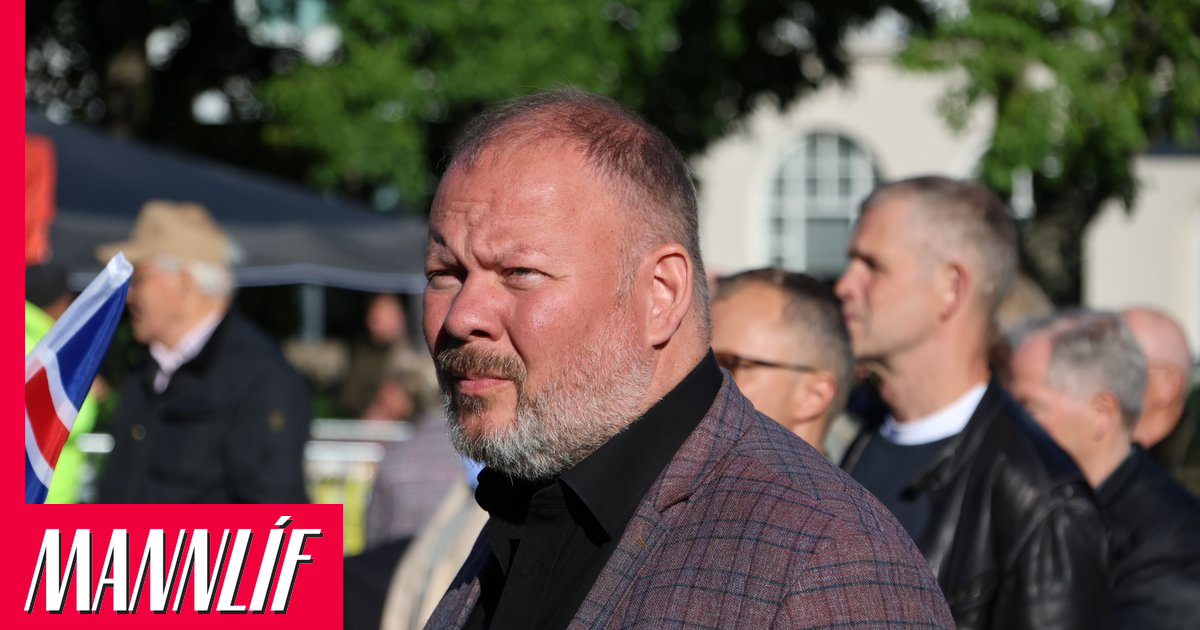 Bergþór líkir skorti á samráði við að senda landsmönnum fingurinn