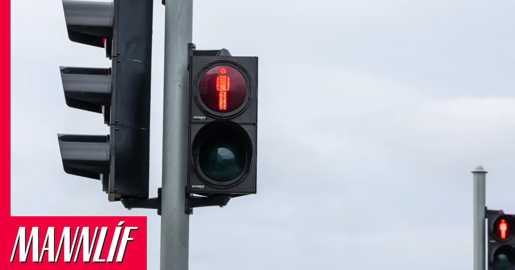 Umferð raskast við Háaleitisbraut á morgun